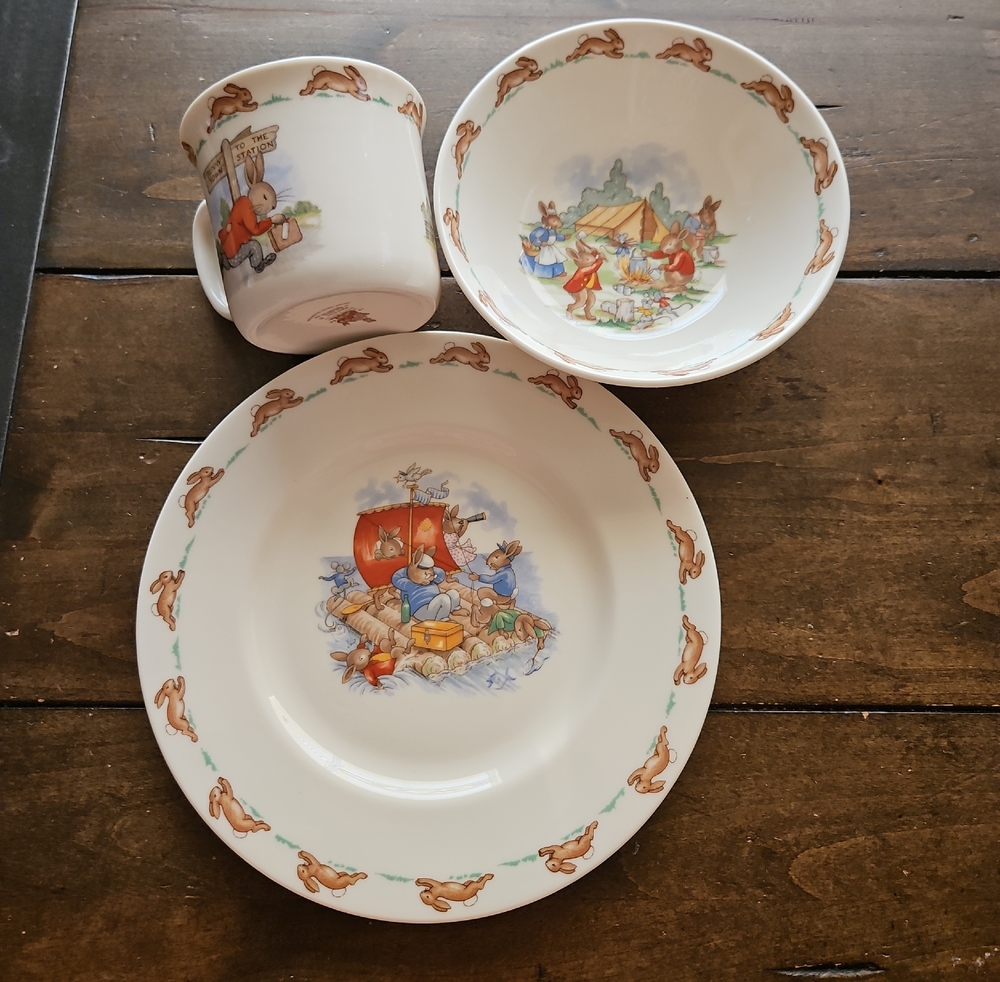 Royal Doulton (3) Pc Bunnykins- 1984